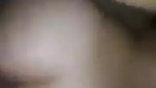 فيديو صريح: شاب عربي وسيم في جنس شرجي صارخ