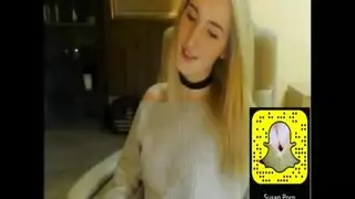 إباحية سناب شات: أفتن فتاة في الولايات المتحدة تكشف جسدها العاري