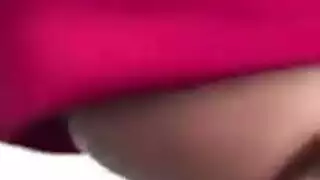 قضيب عربي يلتقي بفم آسيوي في مشهد مصة قاسية