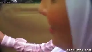 خادمة مثيرة تستمني وتمارس الجنس في كل ركن