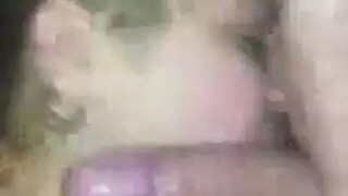 حفلة جنس في زقاق عام مع رجال أكبر سنًا مثارين