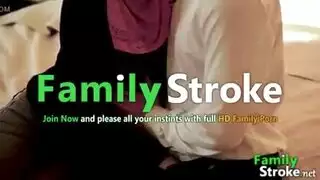 فتاة مراهقة تمارس الجنس مع اخوها لاول مرة