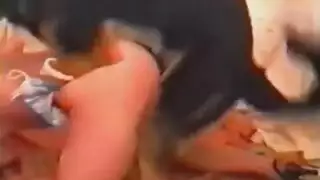 سكس حيوانات وبنات كسها مولع زب الكلب يشبعها نيك كلاب