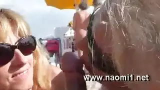 فيديو منفرد على الشاطئ اللسان ، نائب الرئيس في الفم