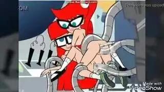 اختبار وميض جنسي: محاكاة ساخرة إباحية لجلسة وشم