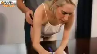 بنت محترمه بتعمل مساج والراجل سخن عليها