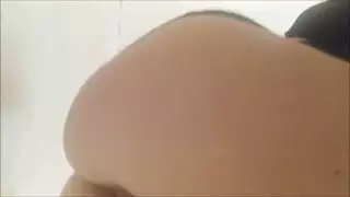 إباحية خارجية: هؤلاء الفتيات الريفيات الهنديات يتضورن جوعاً للعضو الذكري