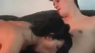 الاخ والخت في غرفت النوم