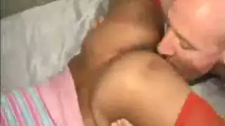 مقطع سكس اسيوي نيك شرموطة سمراء صغيرة