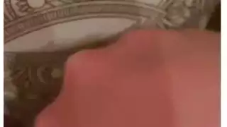 فيديو استمناء إكس إكس إكس يظهر قضيبًا كبيرًا وقاسيًا