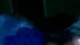 واقي على عمود ضخم: استمناء وإطلاق داخل لعبة جنس