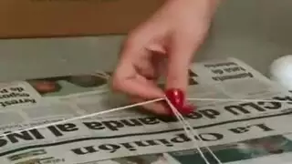 داني المثيرة تنحني وتتعرض للضرب في موقف الحافلات