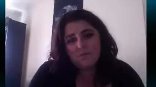 ناضجة مخضرمة تستمتع بالجماع القاسي على الوجه