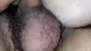 سكس شواذ قاسي: ضرب الطيز وبلع السائل المنوي