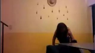 شريط جنسي سري: امرأة متزوجة تمارس الجنس بعنف مع حبيبها