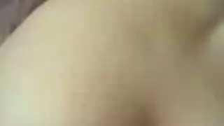 مؤخرة عربية ممتلئة يتم إصبعها ونكاحها على الكاميرا