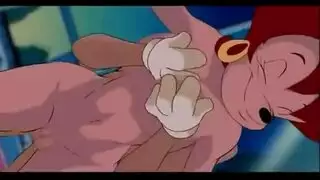 مشهد إباحي: الراهبة المشاغبة تأخذ قضيبًا في الكنيسة