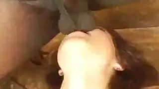 حركة إباحية: نيك عميق وأنين