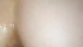 جمال محجبة تأخذ قضيبًا أسودًا صلبًا