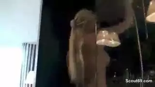 الممثلة فاتنة الصدر شيري عادل في علاقة جنسية جماعية شديدة