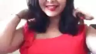 لا تملك نقوداً؟ ناك طيزها المشدود مقابل رصيد التليفون