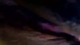 جنس صباحي صريح: رجل ملتحي يمتع زوجته الشهوانية شفهياً