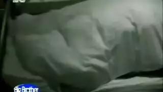 ‫سكس صريح مشترك: نتبادل الجنس بأنفسنا‬