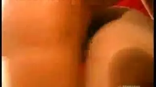 صبيان وامهات