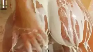 الثدي العملاقة الاختناق اللعب الحقيقة