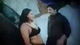 ‫إباحية بهيمية: غير مخلصة ووحشية‬