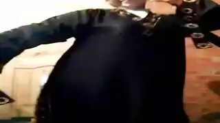 أسرار أم عمرو القذرة: عاهرة علنية في دار السلام