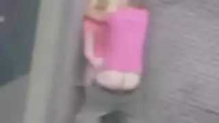 الكاميرا الخفية تلتقط جنس شرجي قاسٍ في الخارج